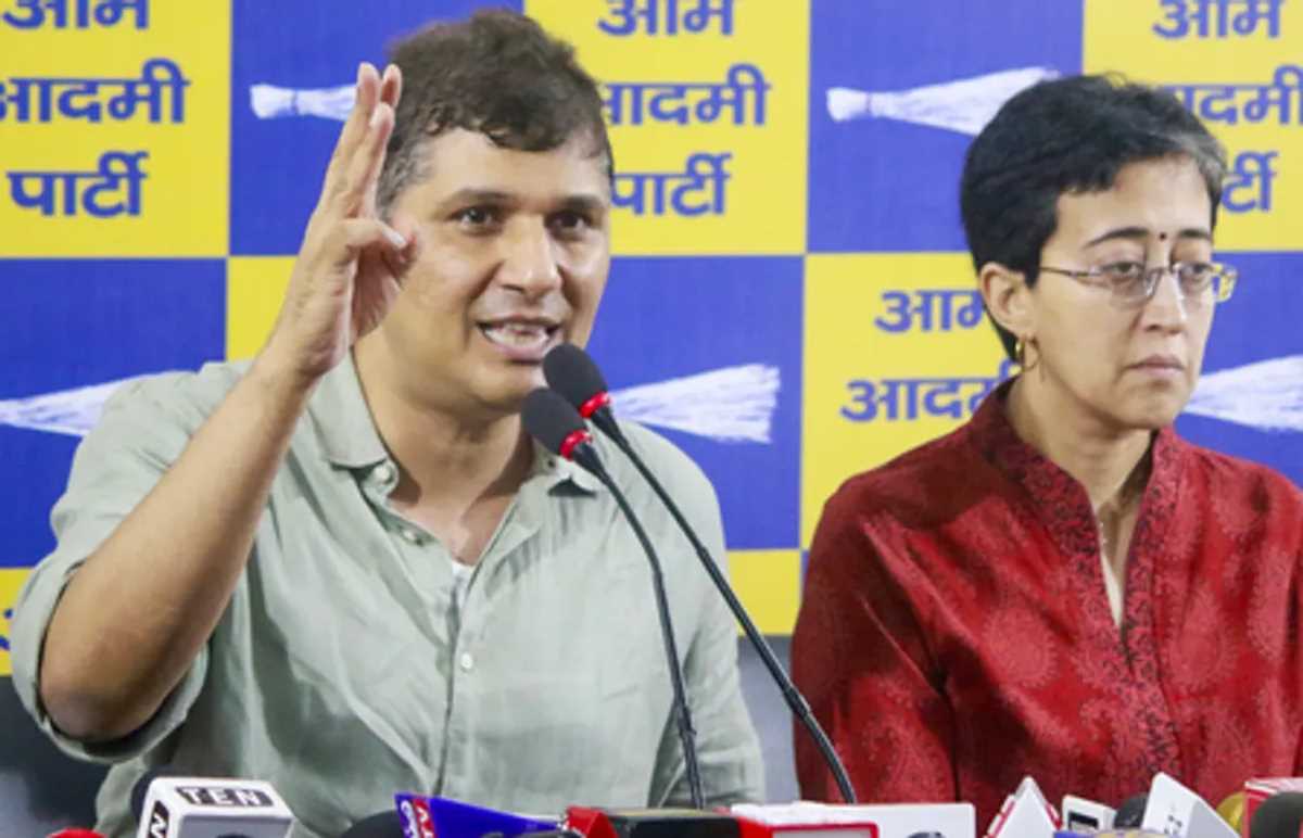 दिल्ली : आप ने भाजपा के 100 दिन के कामकाज पर साधा निशाना दिल्ली : आप ने भाजपा के 100 दिन के कामकाज पर साधा निशाना